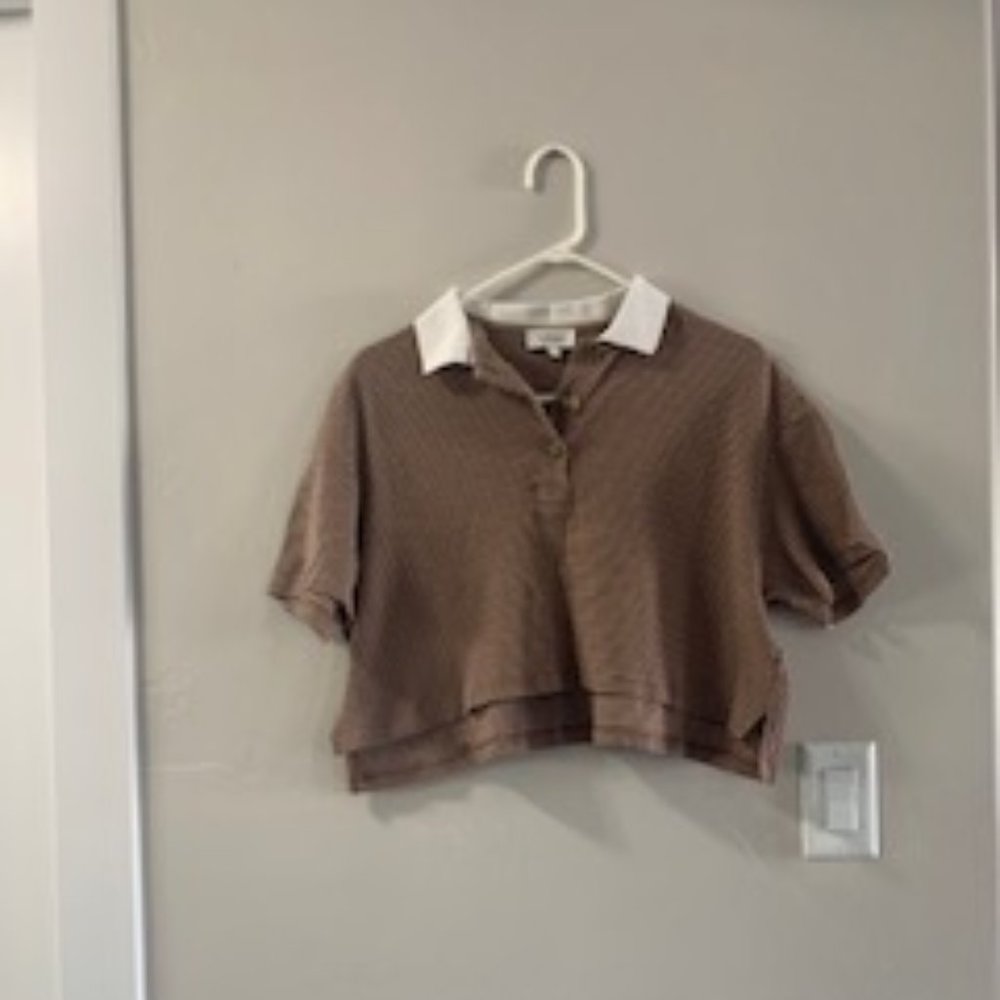 Brown collared crop t-shirt